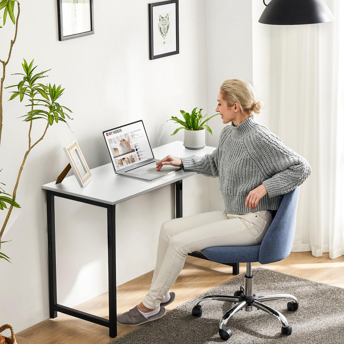 Storenine 32-Inch Compact Computer Desk White Black
